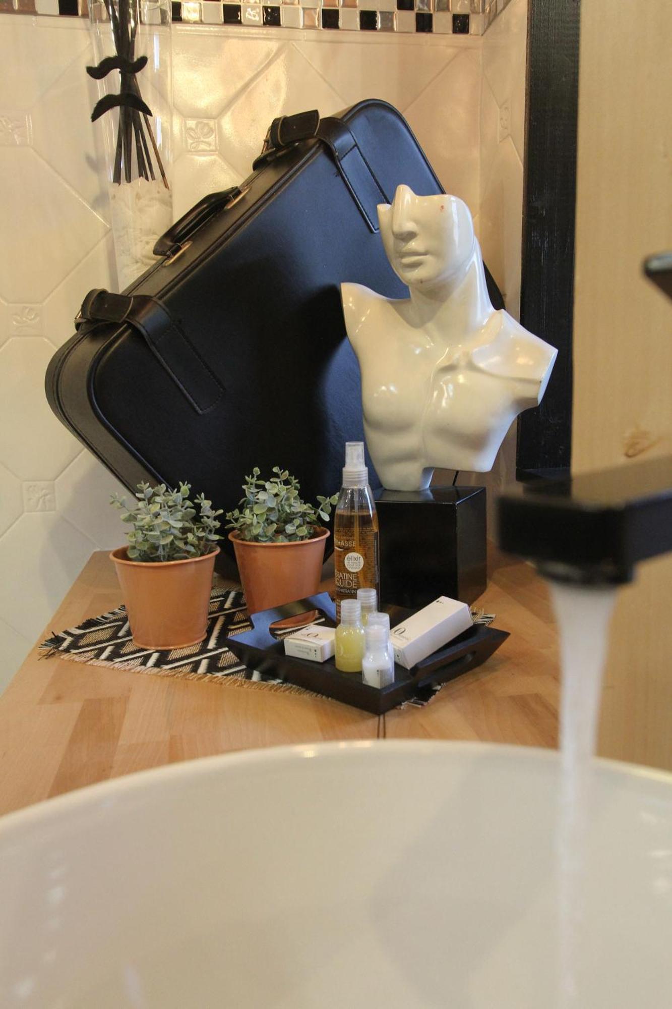 Taty Ginette Maison Et Table D'Hotes Marolles  Luaran gambar